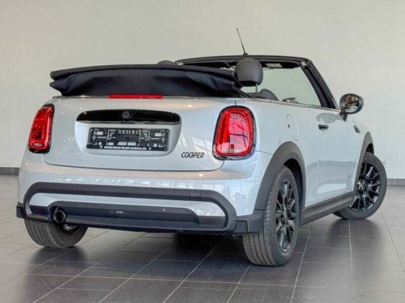 Gebraucht Mini Cooper Cabriolet Classic 136 PS (100 kW) 2023 Silber Cabrio