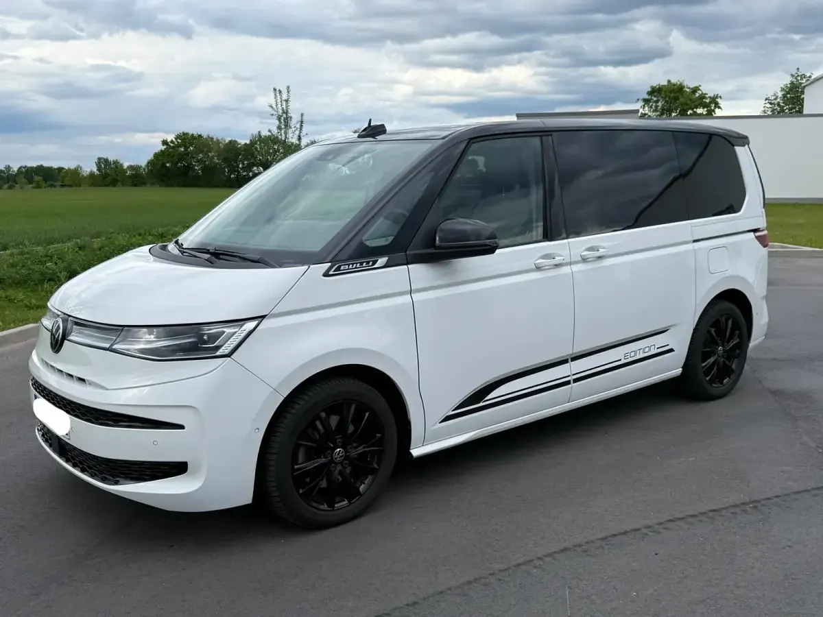Używany VW Multivan Edition 150 KM (110 kW) 2023 Biały Minivan