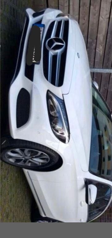 Weiß Gebraucht 2016 Mercedes C160 Coupé | 15.000 € (Fairer Preis) - Bild 1/4