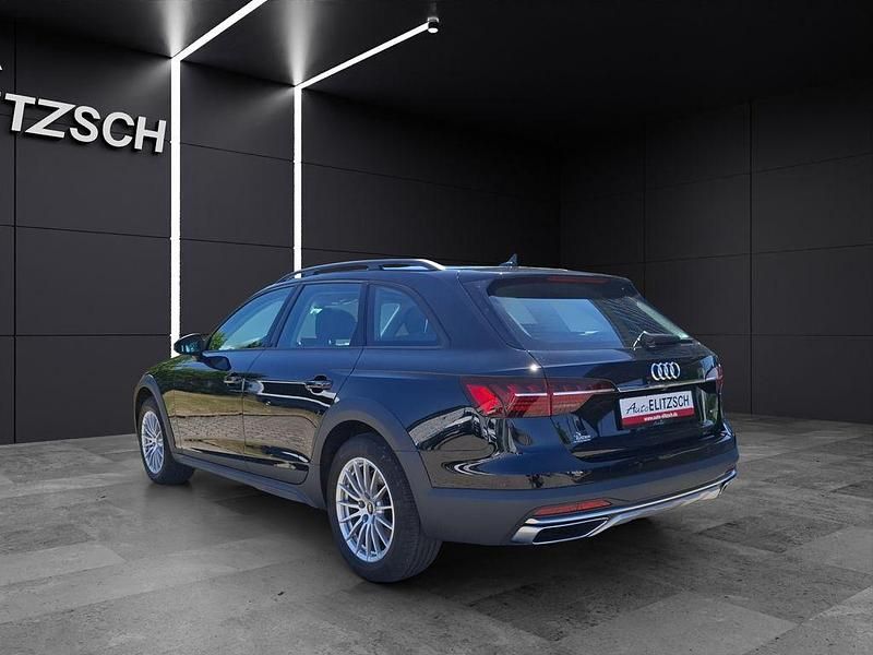 Gebraucht Audi A4 Allroad Ambiente 204 PS (150 kW) 2023 Mythosschwarz metallic Kombi