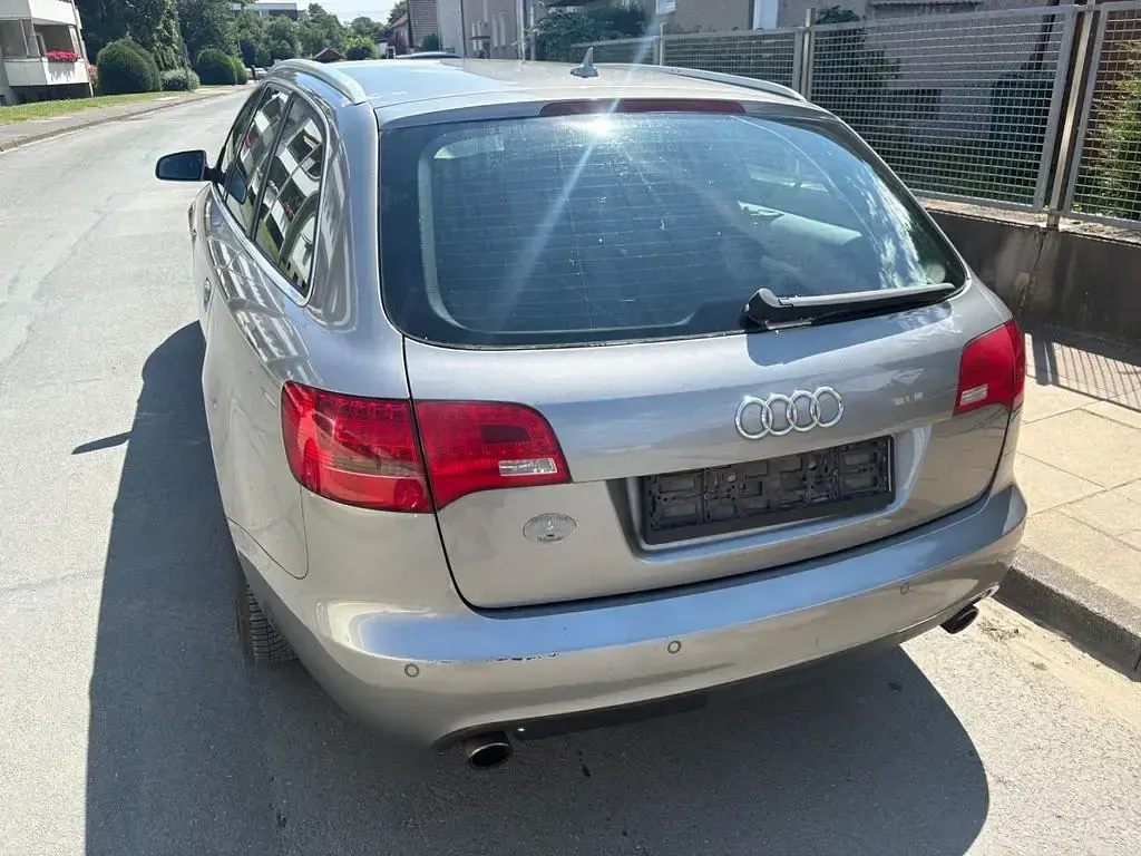 Gebraucht Audi A6 177 PS (130 kW) 2005 Grau Kombi