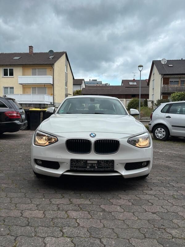 Weiß Gebraucht 2013 BMW 118 Kleinwagen | 5.000 € (Guter Preis) - Bild 1/4