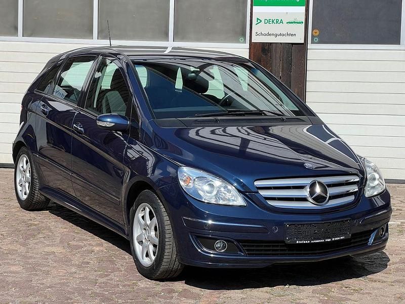 Gebraucht Mercedes B180 109 PS (80 kW) 2007 Blau Van / Kleinbus