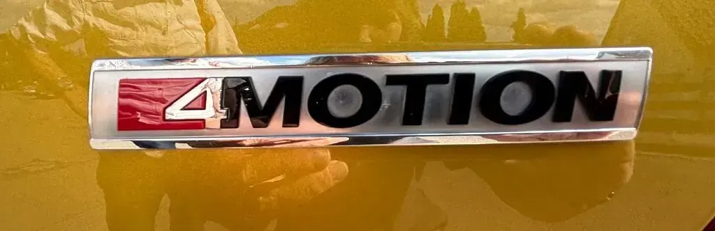 Gebraucht VW Multivan Trendline 150 PS (110 kW) 2019 Gold Van / Kleinbus