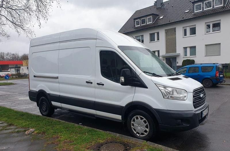 Gebraucht Ford Transit 170 PS (125 kW) 2017 Weiß Limousine