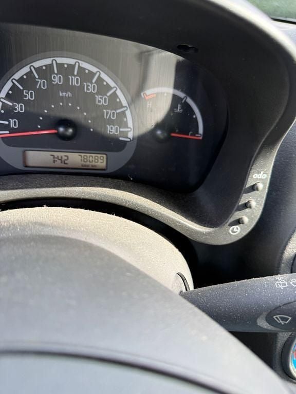 Occasion Fiat Panda 69 ch (50 kW) 2011 Blanc Citadine