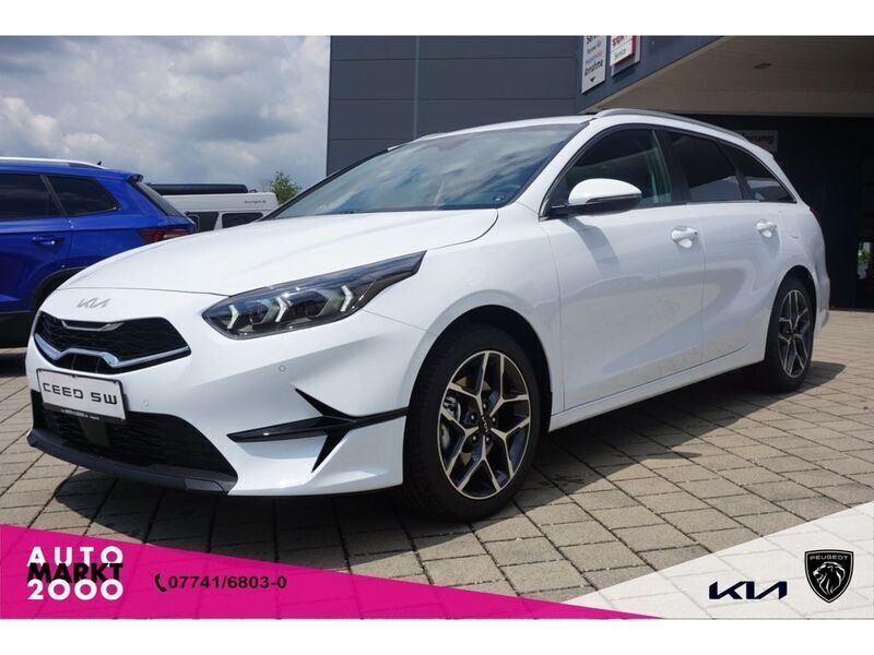 Weiss Neu 2025 Kia Ceed Sportswagon Kombi | 29.950 € (Etwas zu teuer) - Bild 1/4