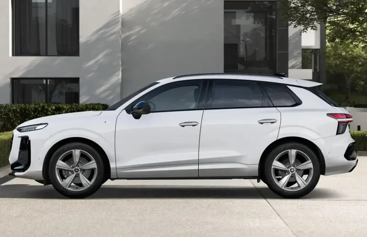 Neu Audi Q3 Advanced 204 PS (150 kW) 2026 Arkonaweiß SUV