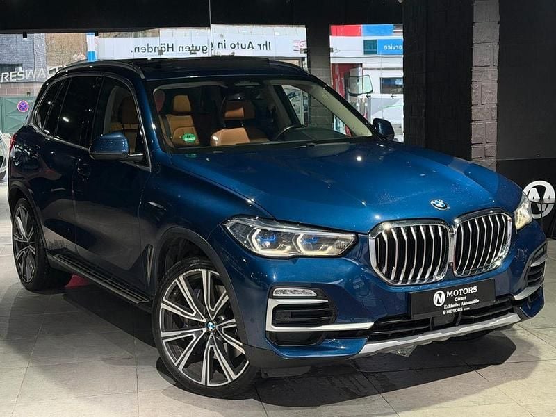 Blau Gebraucht 2018 BMW X5 Performance SUV | 34.999 € (Superpreis) - Bild 1/4
