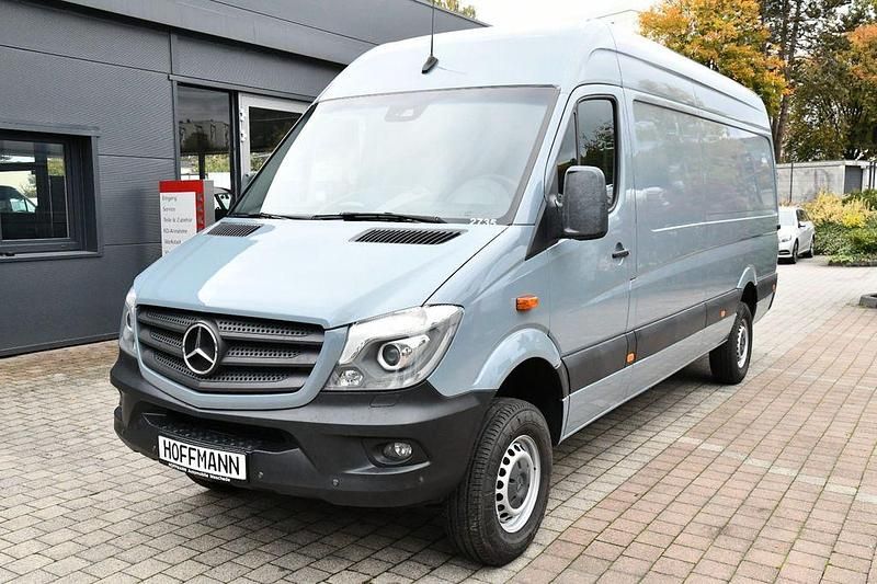 Gebraucht Mercedes Sprinter 190 PS (139 kW) 2018 Weiß Van