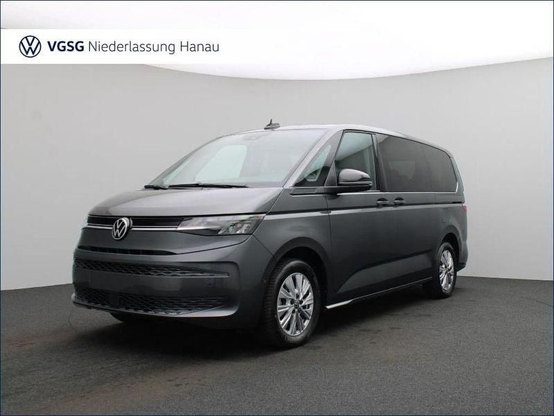 Gebraucht VW Multivan Life 150 PS (110 kW) 2025 Grau Van