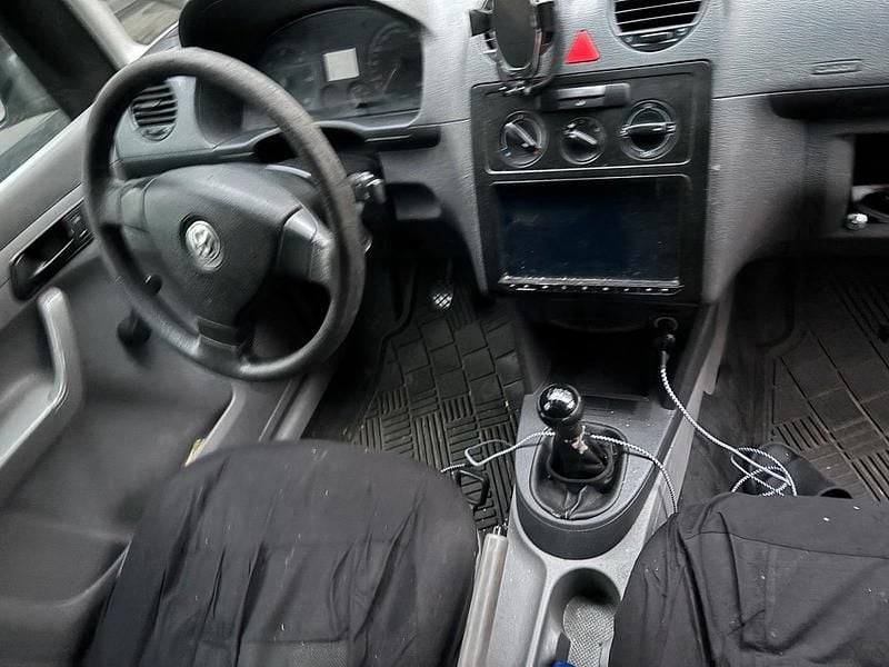 Weiß Gebraucht 2006 VW Caddy Van / Kleinbus | 1.000 € (Superpreis) - Bild 1/4