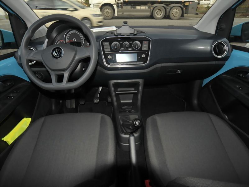 Verkauft VW up! 1,0 Klima Dash Pad Bla., gebraucht 2021, 0 km in Bad