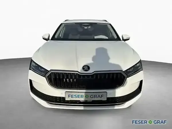 Neu Skoda Superb 150 PS (110 kW) 2026 Purity weiss Kombi