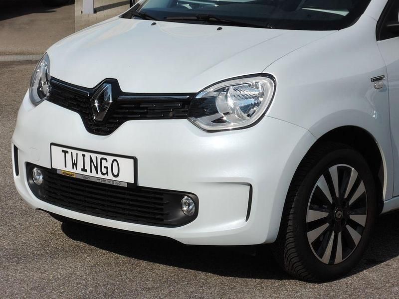 Gebraucht Renault Twingo Intens 65 PS (47 kW) 2021 Weiß Kleinwagen