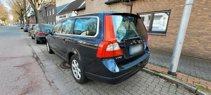 Gebraucht Volvo V70 180 PS (132 kW) 2011 Braun Kombi