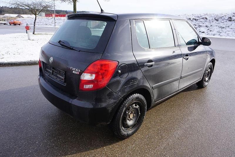 Gebraucht Skoda Fabia Cool Edition 69 PS (50 kW) 2010 Schwarz Limousine