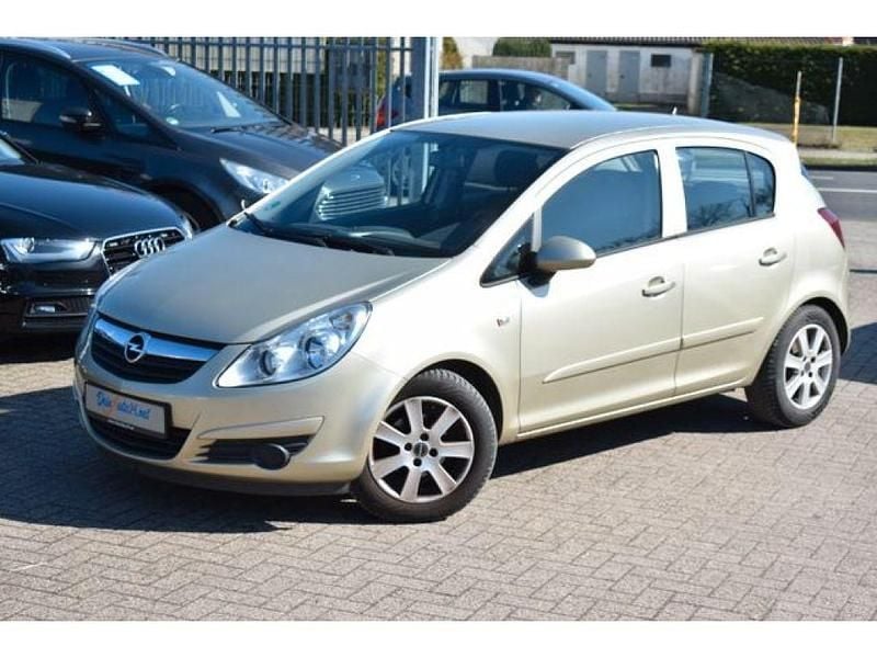 Gebraucht Opel Corsa Edition 80 PS (58 kW) 2007 Champagner silber m2 (metallic) Kleinwagen