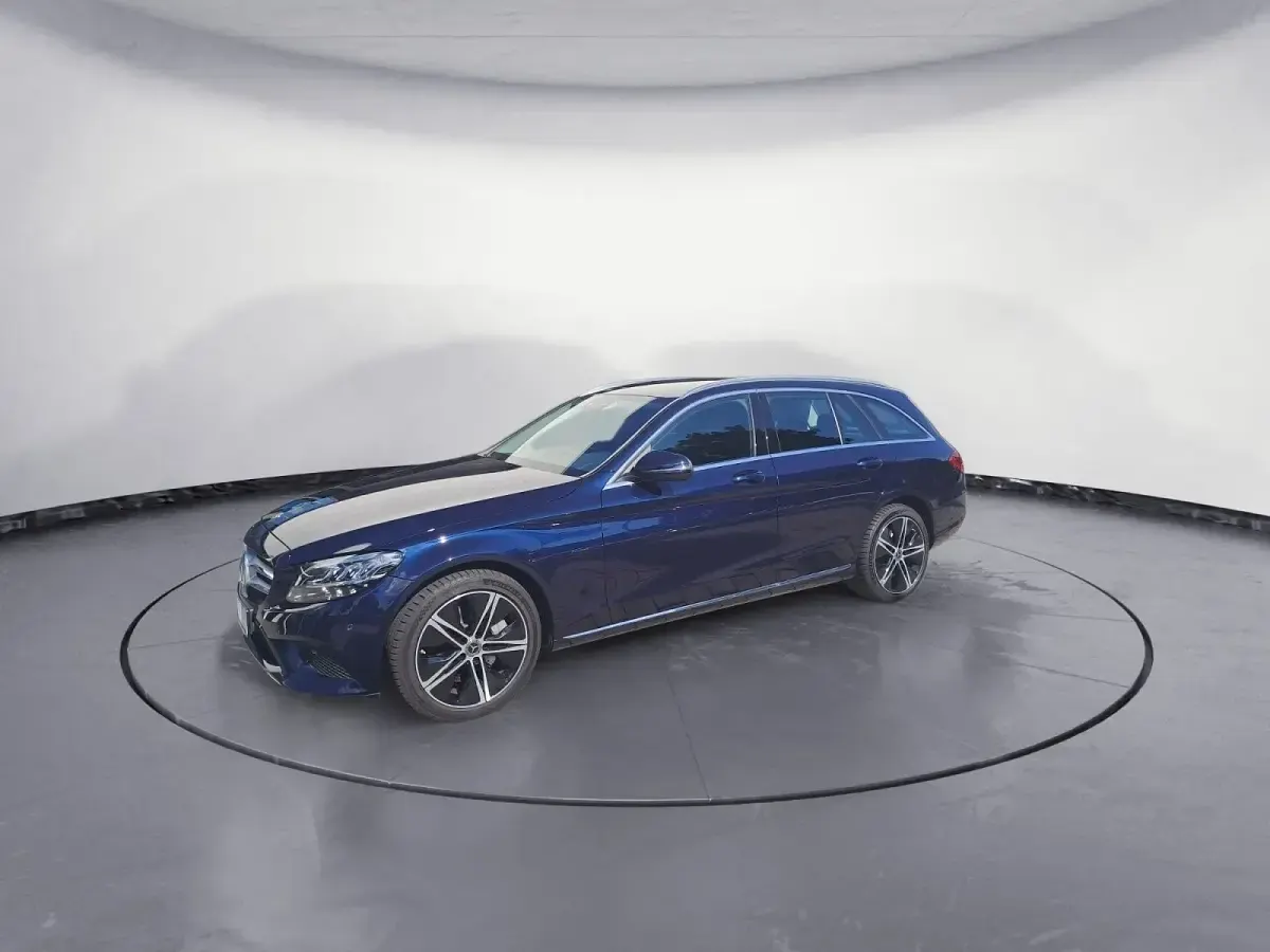Gebraucht Mercedes E300 320 PS (235 kW) 2020 Blau Kombi