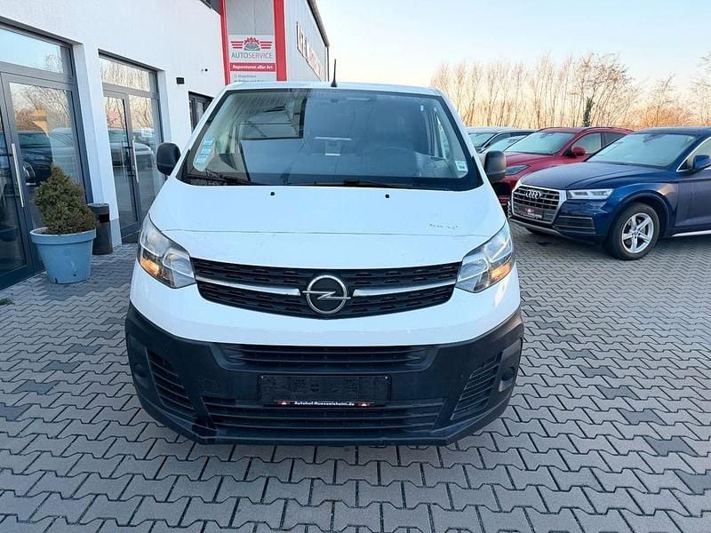 Gebraucht Opel Vivaro 102 PS (75 kW) 2021 Weiß Van / Kleinbus