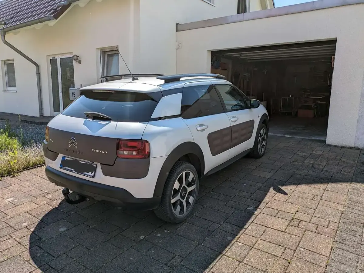 Gebraucht Citroën C4 Shine Edition 82 PS (60 kW) 2015 Weiß SUV