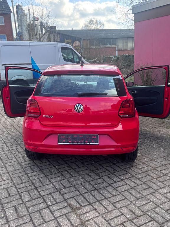 Gebraucht VW Polo Allstar 90 PS (66 kW) 2015 Rot Coupé