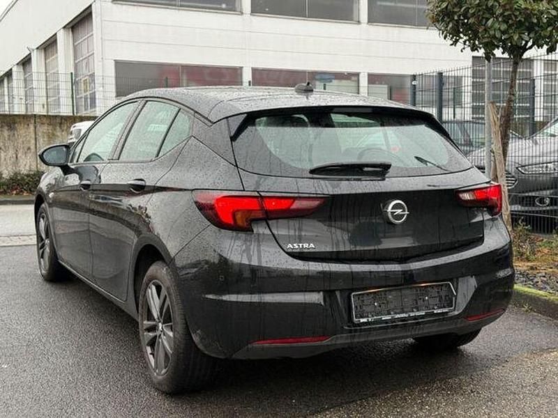 Gebraucht Opel Astra 131 PS (96 kW) 2020 Schwarz Limousine