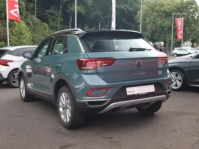 Gebraucht VW T-Roc 150 PS (110 kW) 2024 Grün SUV