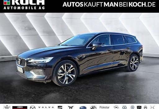 Gebraucht Volvo V60 Plus 350 PS (257 kW) 2025 Schwarz Kombi