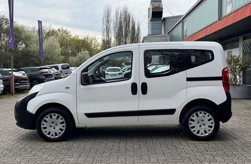 Gebraucht Peugeot TePee Active 75 PS (55 kW) 2013 Weiß Van / Kleinbus