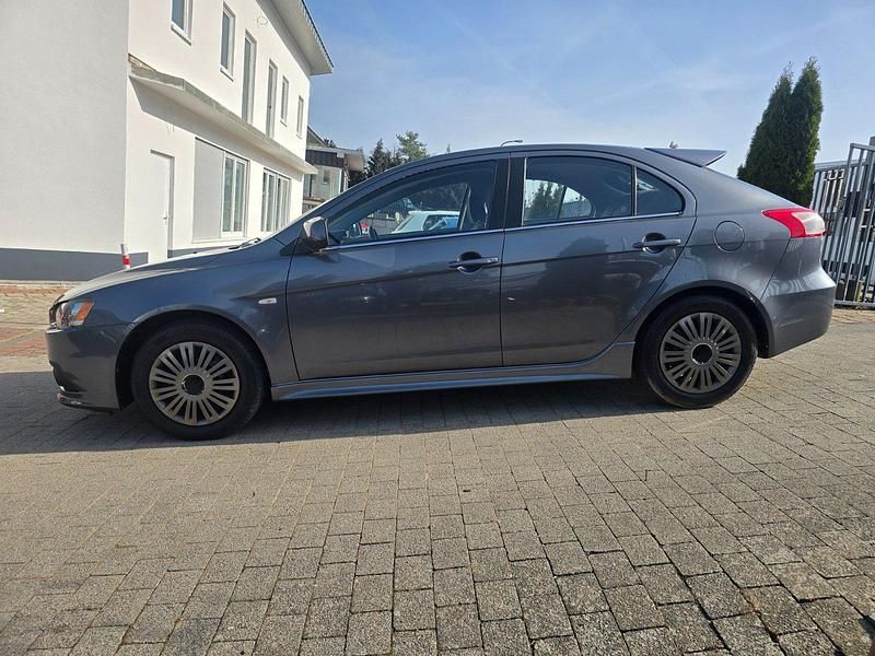 Gebraucht Mitsubishi Lancer Intense 143 PS (105 kW) 2008 Grau Limousine