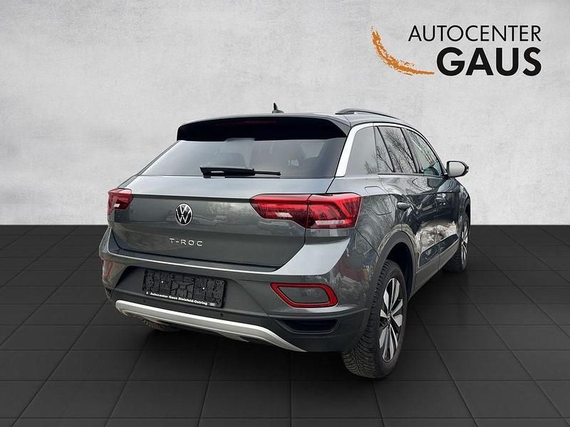 Gebraucht VW T-Roc Move 116 PS (85 kW) 2024 Grau SUV