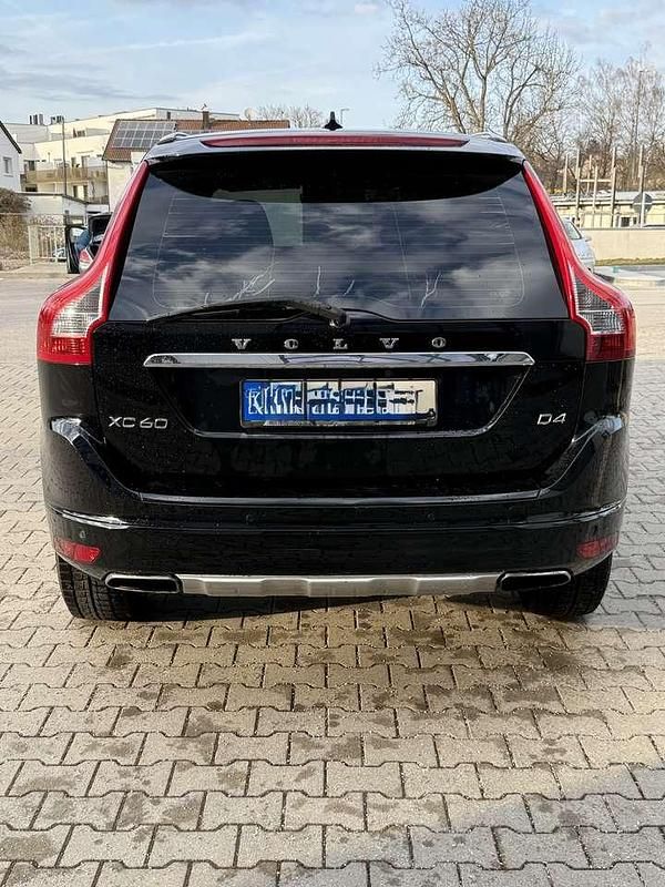 Gebraucht Volvo XC60 Summum 181 PS (133 kW) 2014 Schwarz SUV