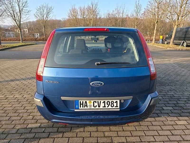 Gebraucht Ford Fusion Style 80 PS (58 kW) 2008 Blau Kleinwagen