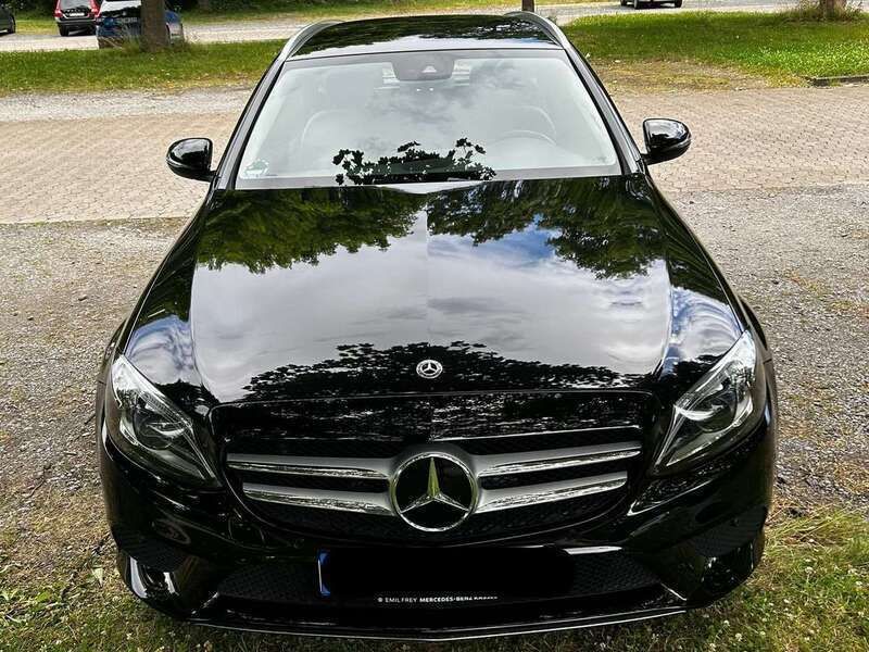Schwarz Gebraucht 2019 Mercedes C400 Avantgarde Kombi | 27.900 € (Fairer Preis) - Bild 1/4