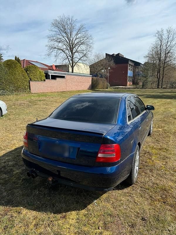 Gebraucht Audi A4 165 PS (121 kW) 2000 Blau Limousine