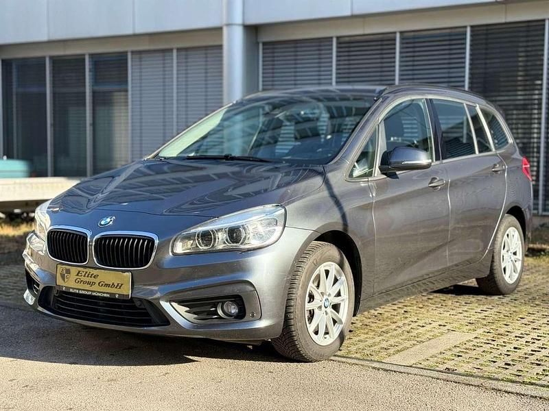 Gebraucht BMW 218 Advantage 150 PS (110 kW) 2016 Mineralgrau metallic Van / Kleinbus