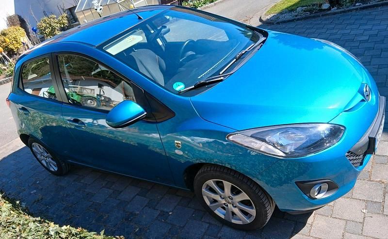 Gebraucht Mazda 2 Edition 86 PS (63 kW) 2010 Blau Kleinwagen