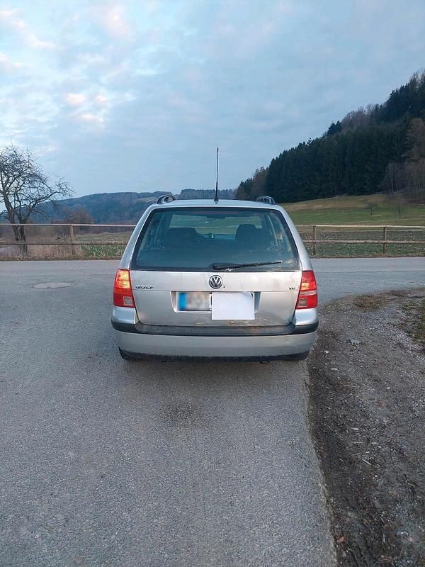 Gebraucht VW Golf IV 105 PS (77 kW) 2003 Silber Kombi