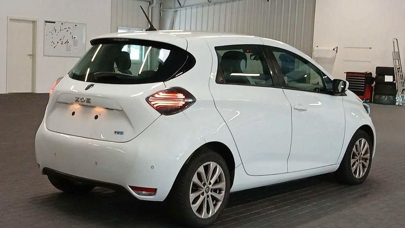 Gebraucht Renault Zoe Experience 50 kW (69 PS) 2022 Weiß Kleinwagen