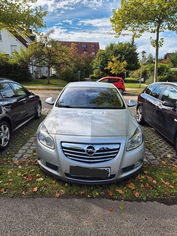 Silber Gebraucht 2009 Opel Insignia Edition Limousine | 3.790 € (Guter Preis) - Bild 1/4