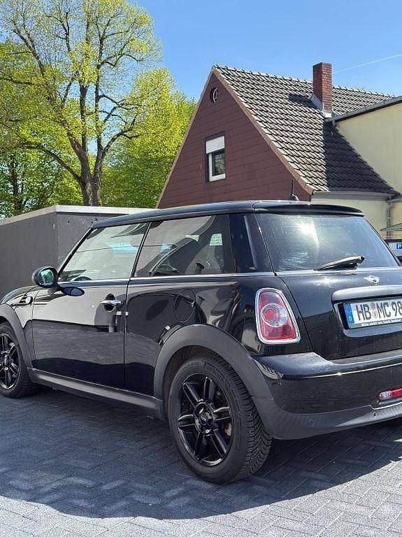 Usata Mini Cooper 98 CV (72 kW) 2012 Nero Utilitaria