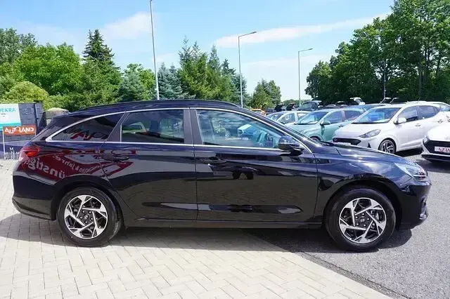 Neu Hyundai i30 150 PS (110 kW) 2026 Schwarz Kombi