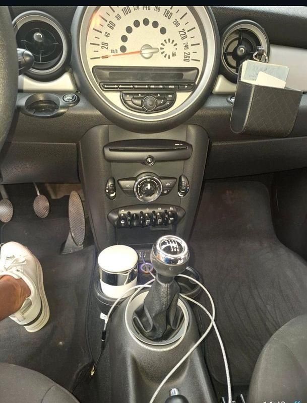 Second-hand Mini ONE 98 CP (72 kW) 2013 Negru Hatchback