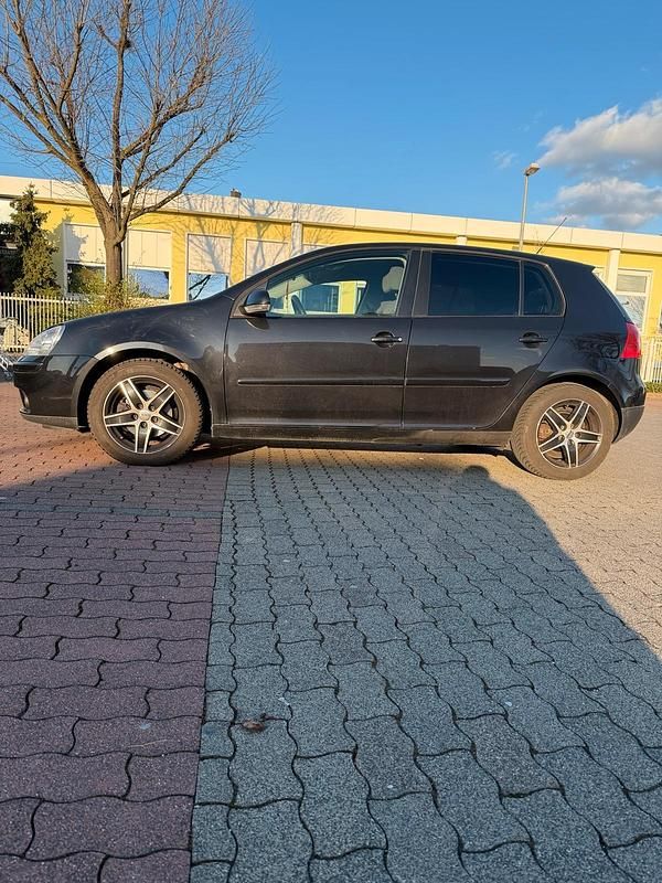 Gebraucht VW Golf V 105 PS (77 kW) 2007 Schwarz Limousine