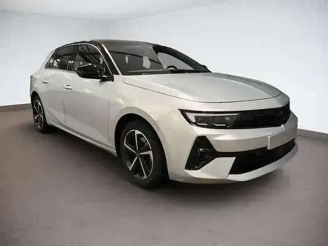 Gebraucht Opel Astra S 131 PS (96 kW) 2025 Silber Kleinwagen