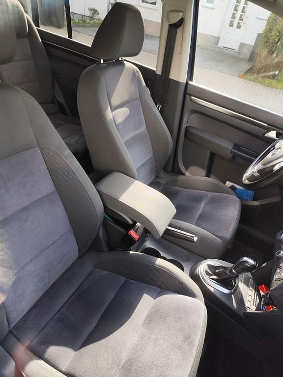 Gebraucht VW Touran 170 PS (125 kW) 2012 Blau Van / Kleinbus