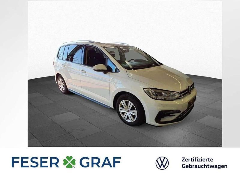 Pure white Gebraucht 2024 VW Touran Comfortline Van / Kleinbus | 35.440 € (Fairer Preis) - Bild 1/4