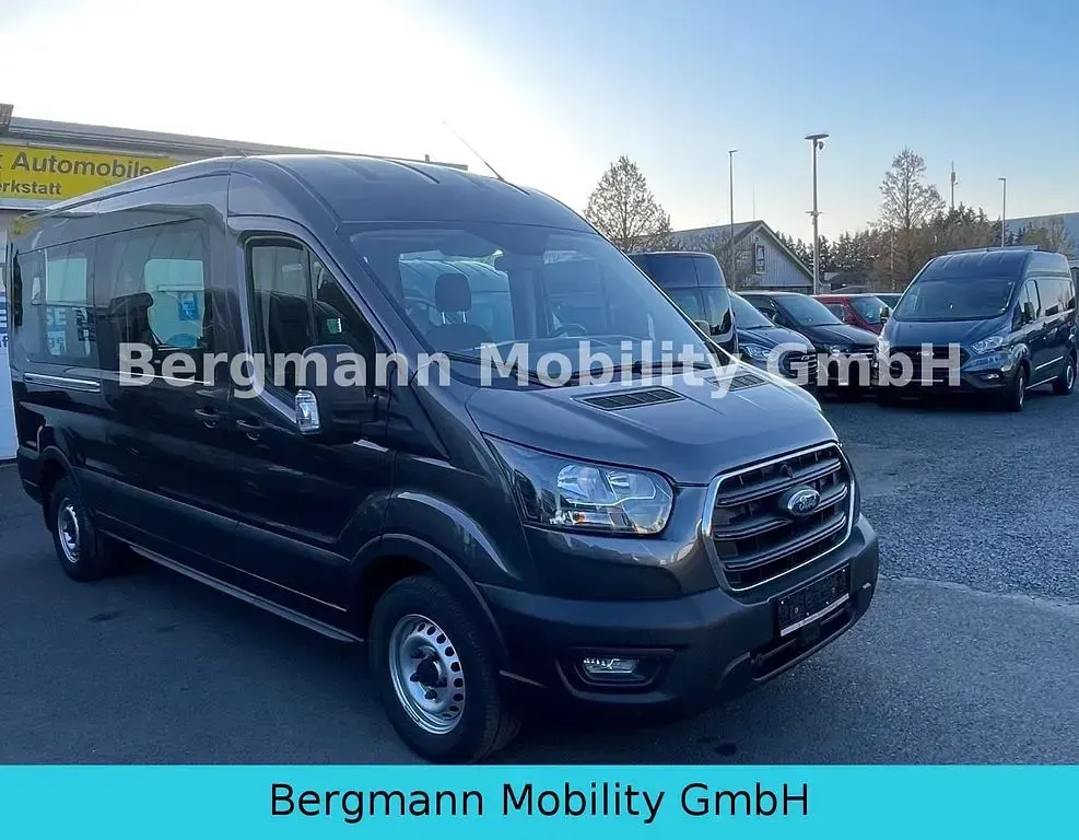 Gebraucht Ford Transit 131 PS (96 kW) 2023 Grau Van