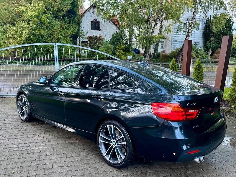 Schwarz Gebraucht 2014 BMW 330 M Sport Limousine | 14.900 € (Guter Preis) - Bild 1/4